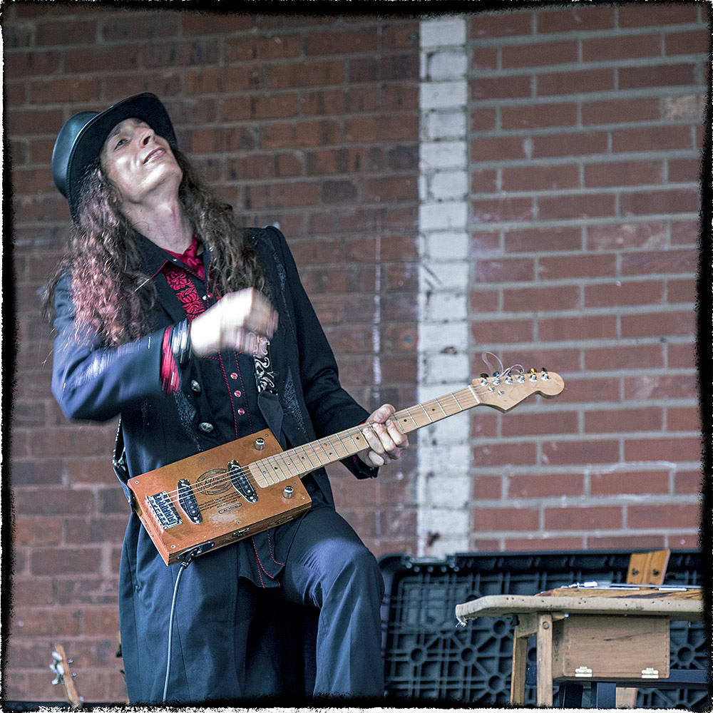 Americana: Cigar Box Guitar