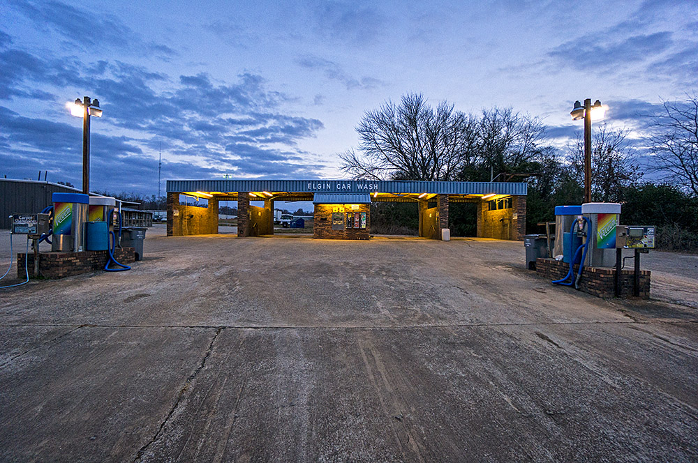 Americana: Elgin Car Wash