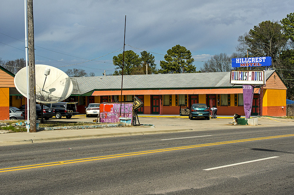 Americana: Hillcrest Motel