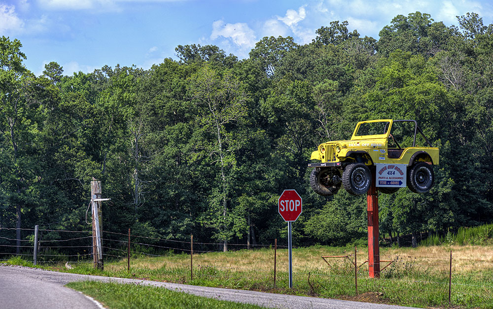 Americana: Roadside America - Jeep on a Stick