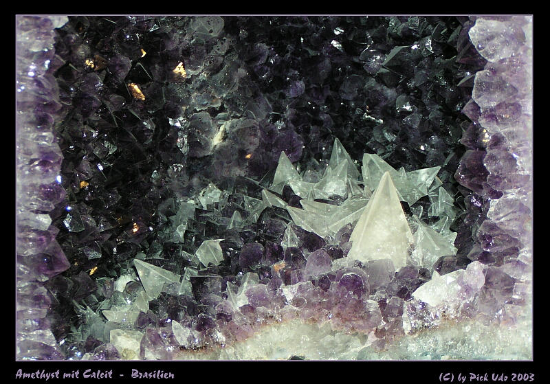 Amethyst mit Calcit  -  Brasilien