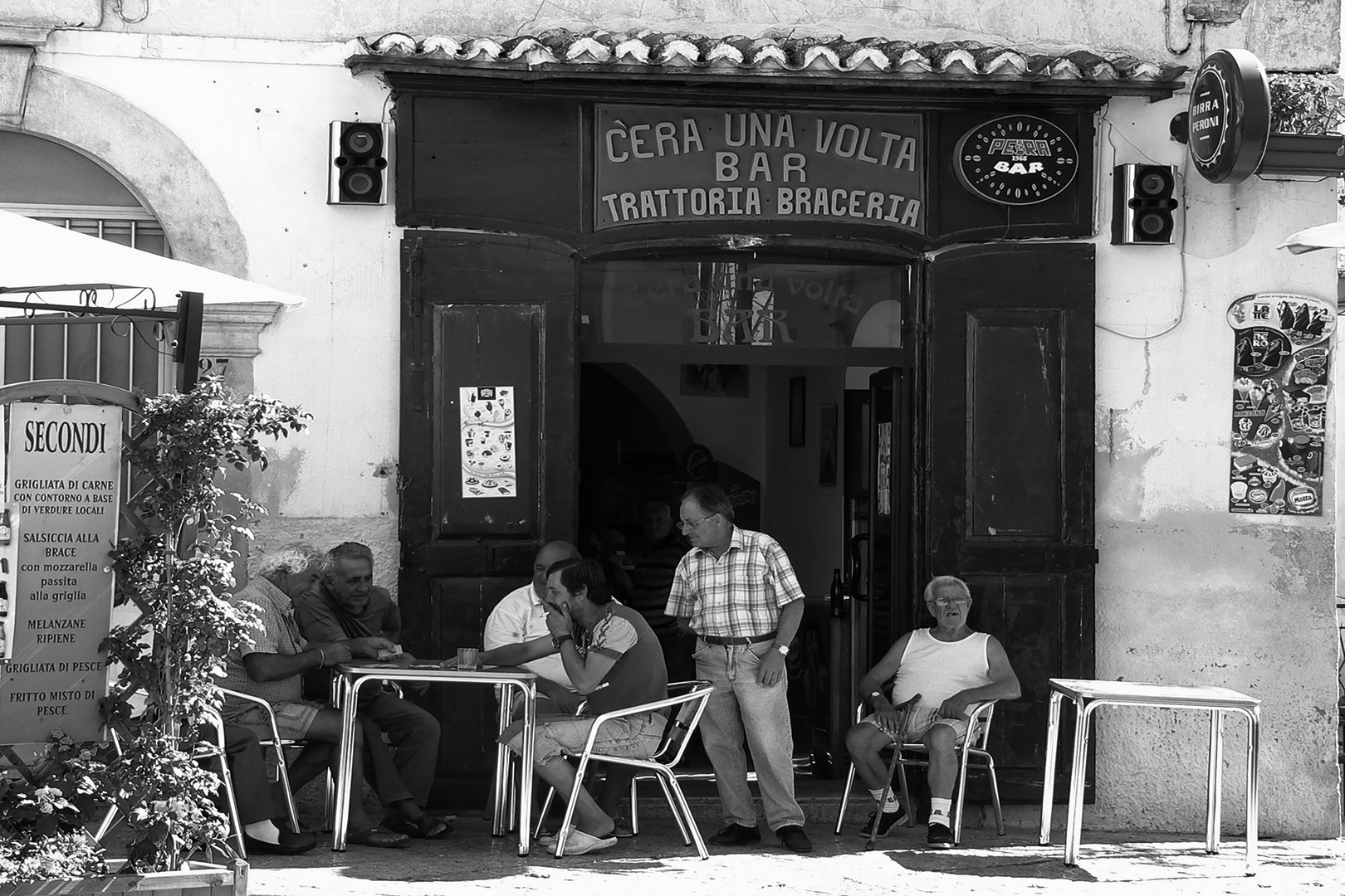 Amici al bar