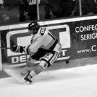 amiens vs rouen (championnat ligue magnus) versus black and white