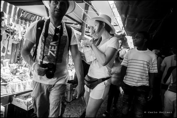 Among the crowd of the popular market # IV