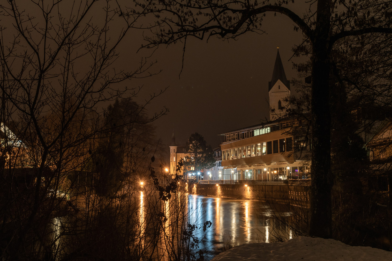 Amperbrücke nachts