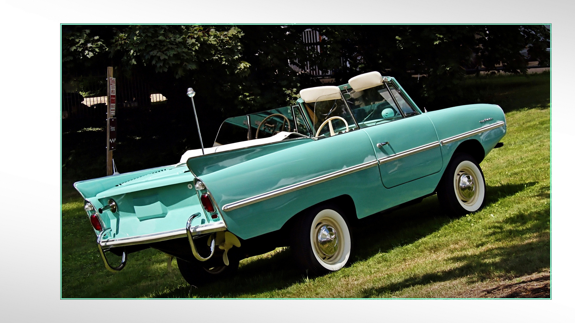 "Amphicar"