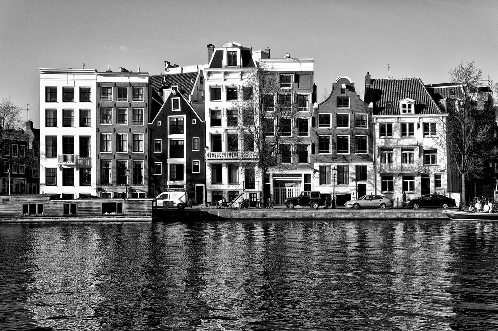 * AMSTERDAM *