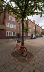 Amsterdam - Diamantbuurt/Nieuwe Pijp - Henriette Ronnerplein - 01