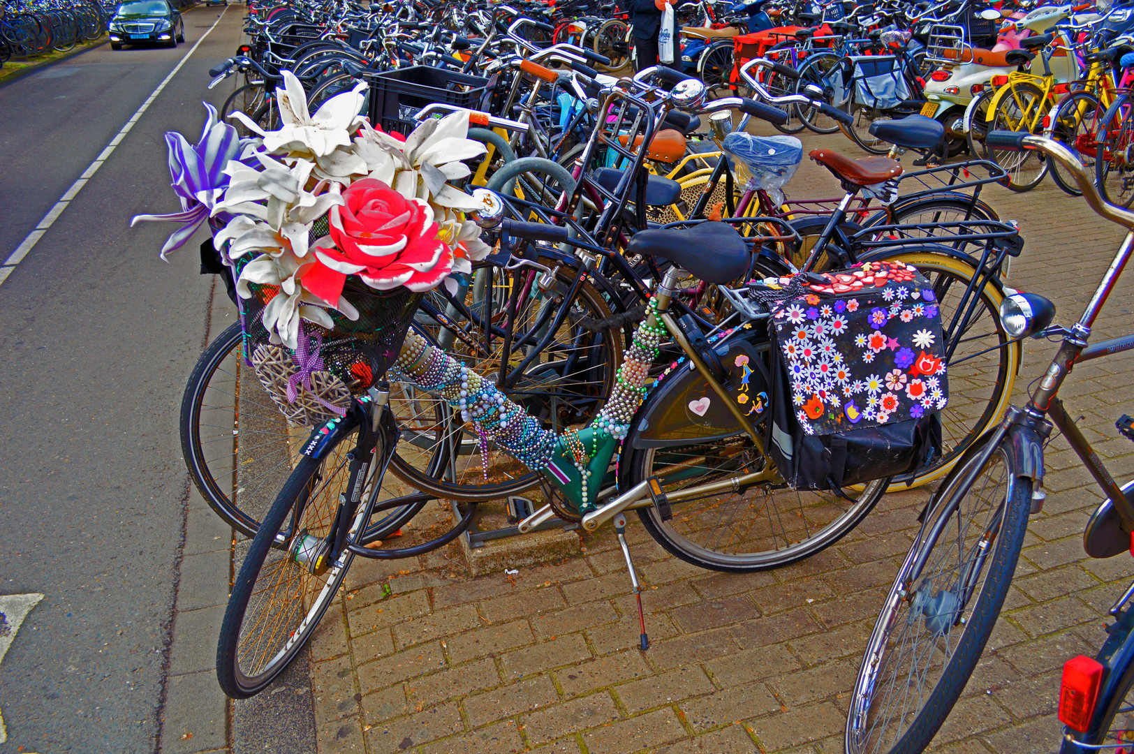 Amsterdam ein Fahrrad zum Ausgehen