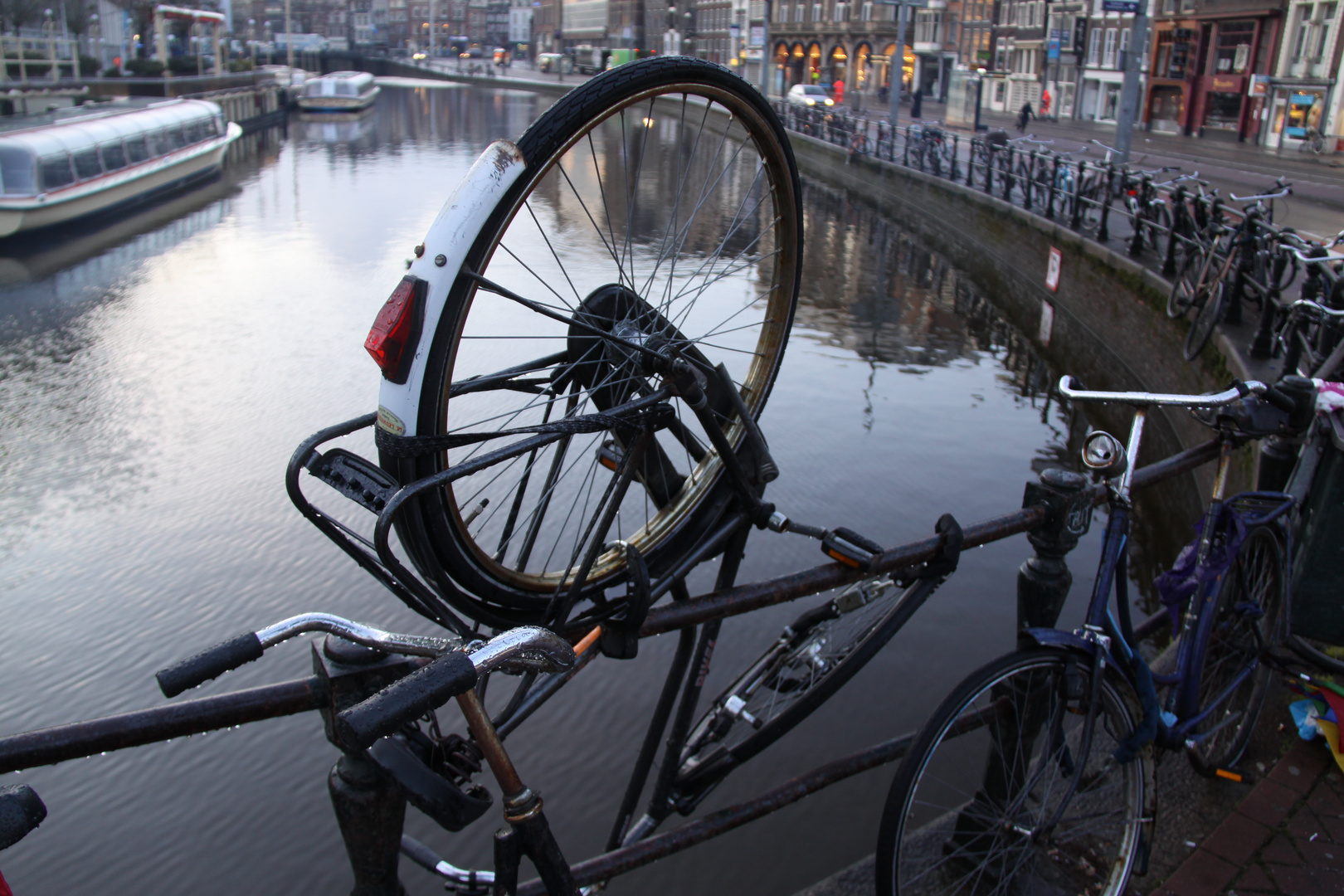 Amsterdam - Eine Stadt steht Kopf