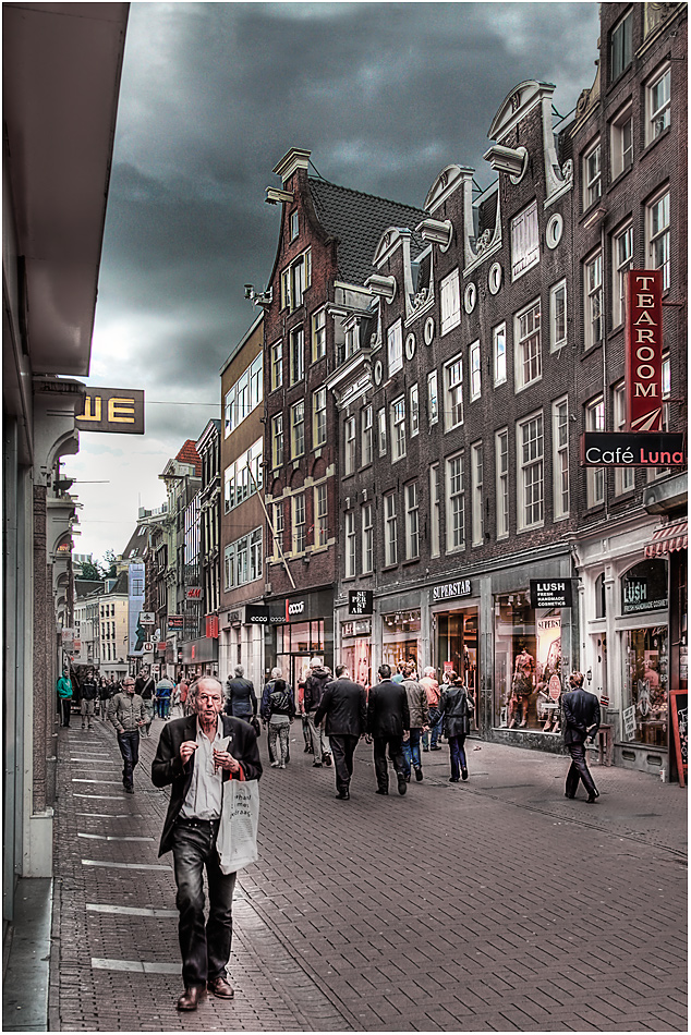 ... Amsterdam (V) Street...
