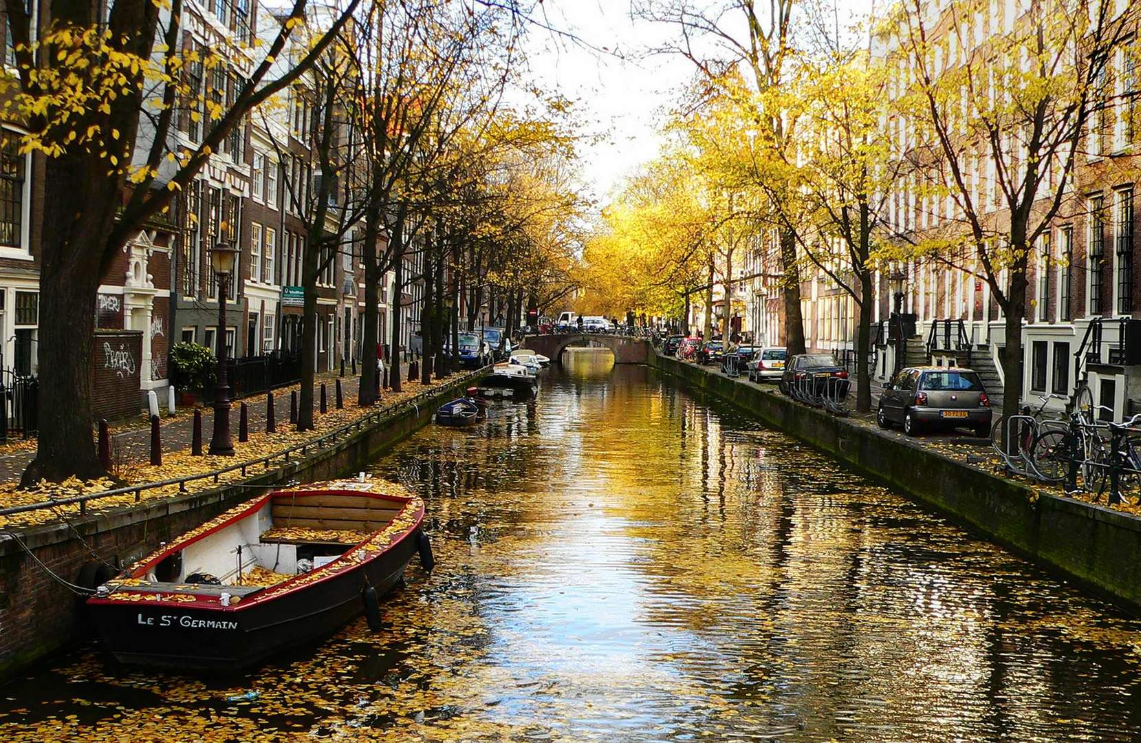 Amsterdamer Spiegelungen