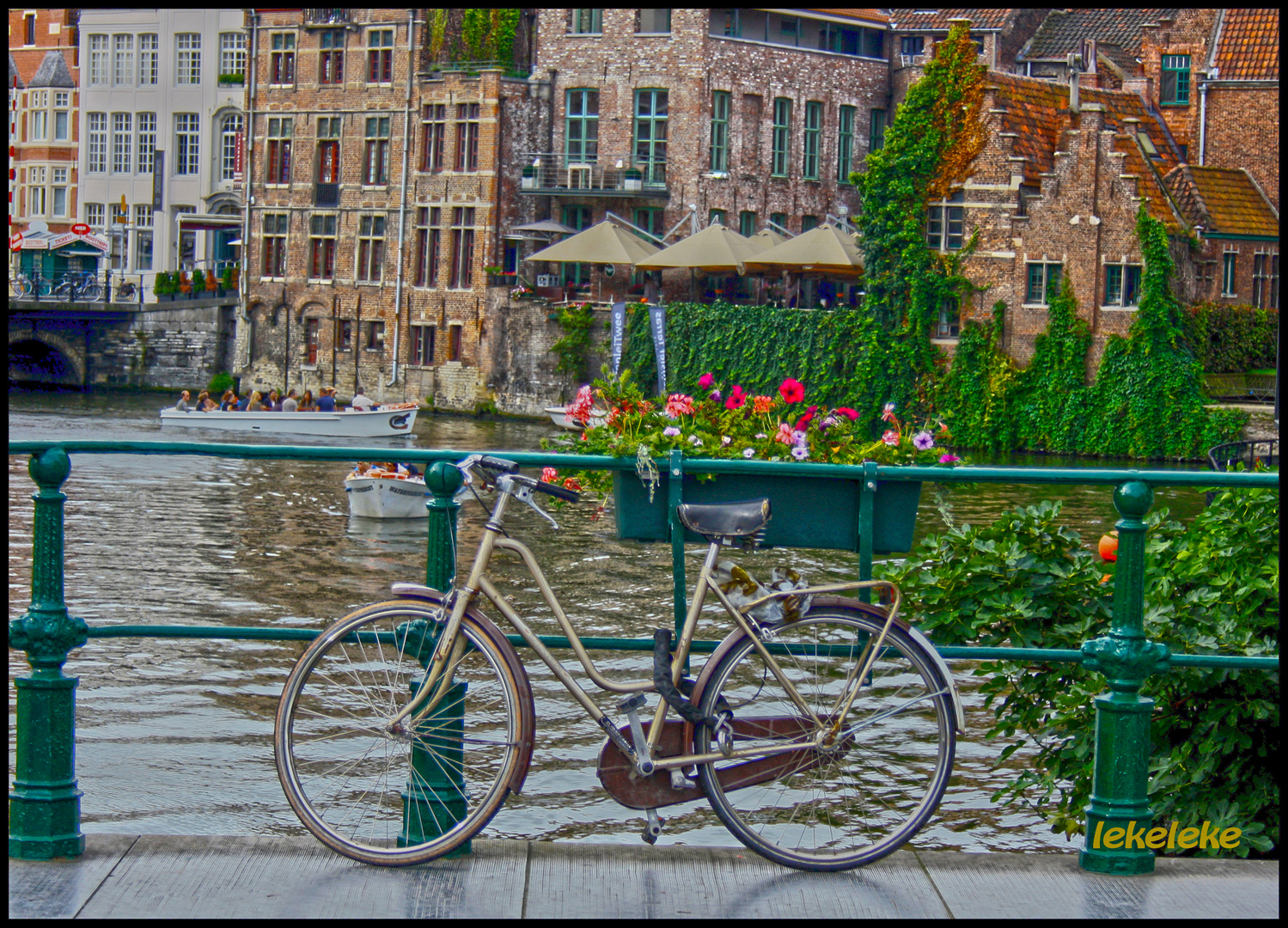 AMSTERDAM.Tambien llamada "La Venecia del norte".