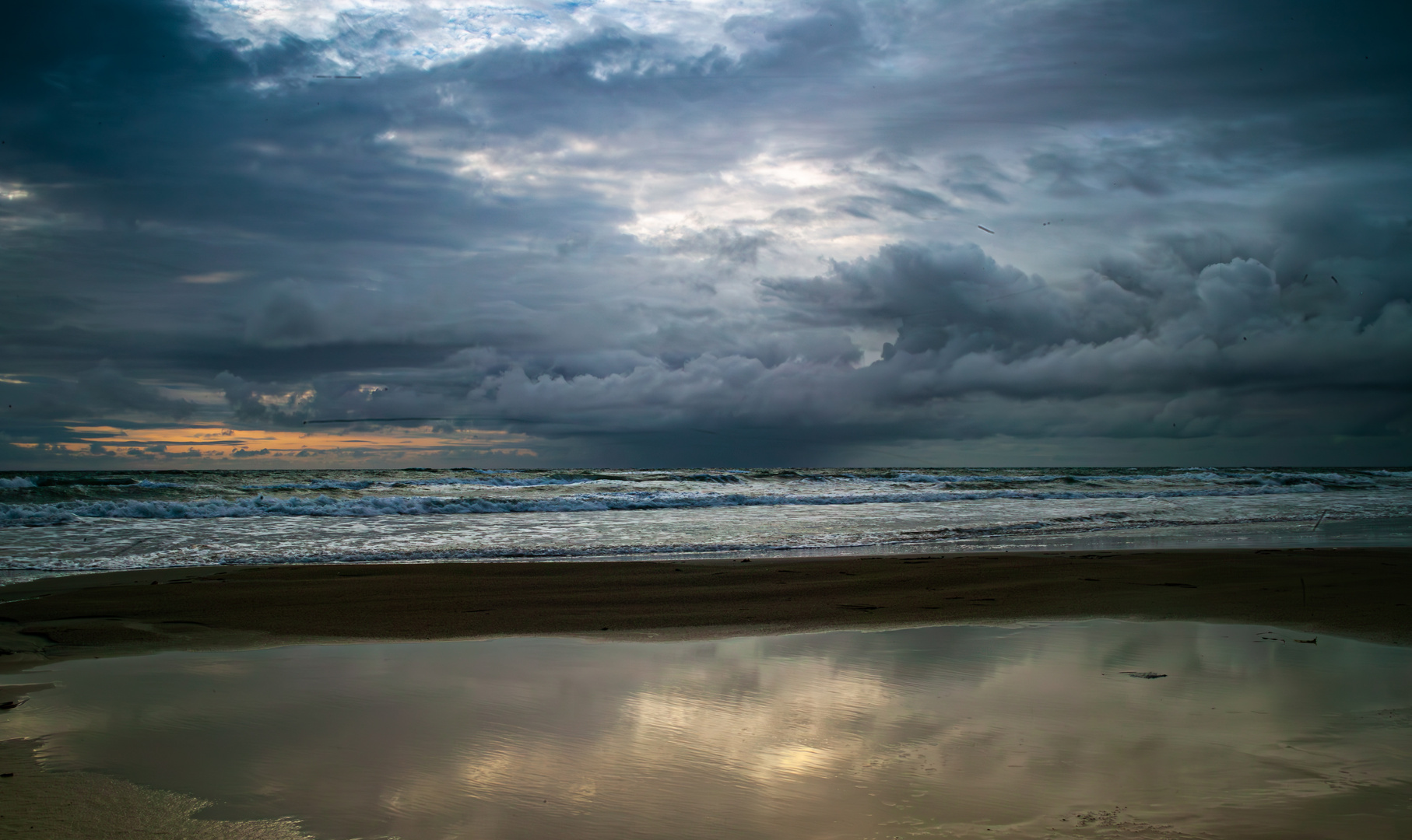 Am_Strand_von_Nørre_Lyngby_2-