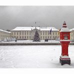 Amtssitz des Bundespräsidenten im Weihnachtslook