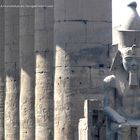 Amunstatue im Tempel von Luxor