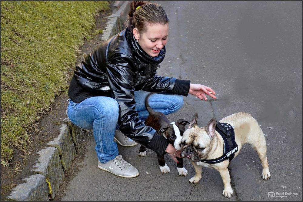 Amy mit Freunden