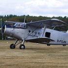 AN-2 auf dem Weg zur Startbahn