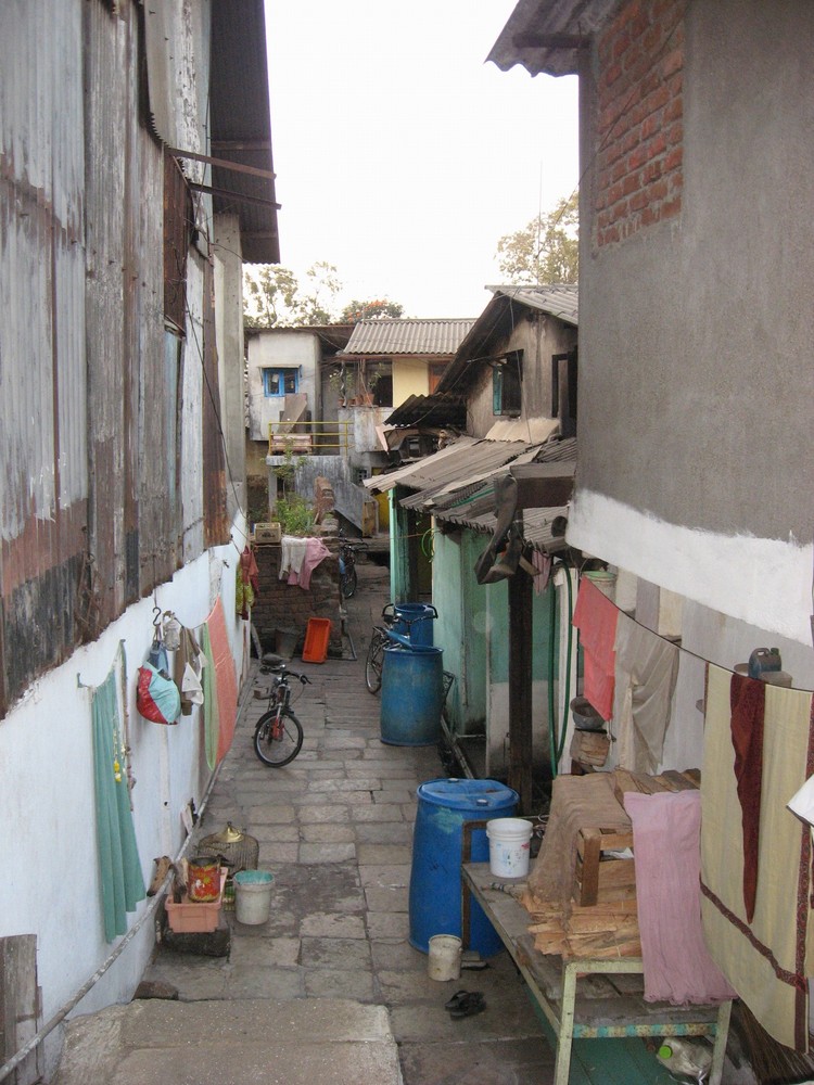 An alley in India