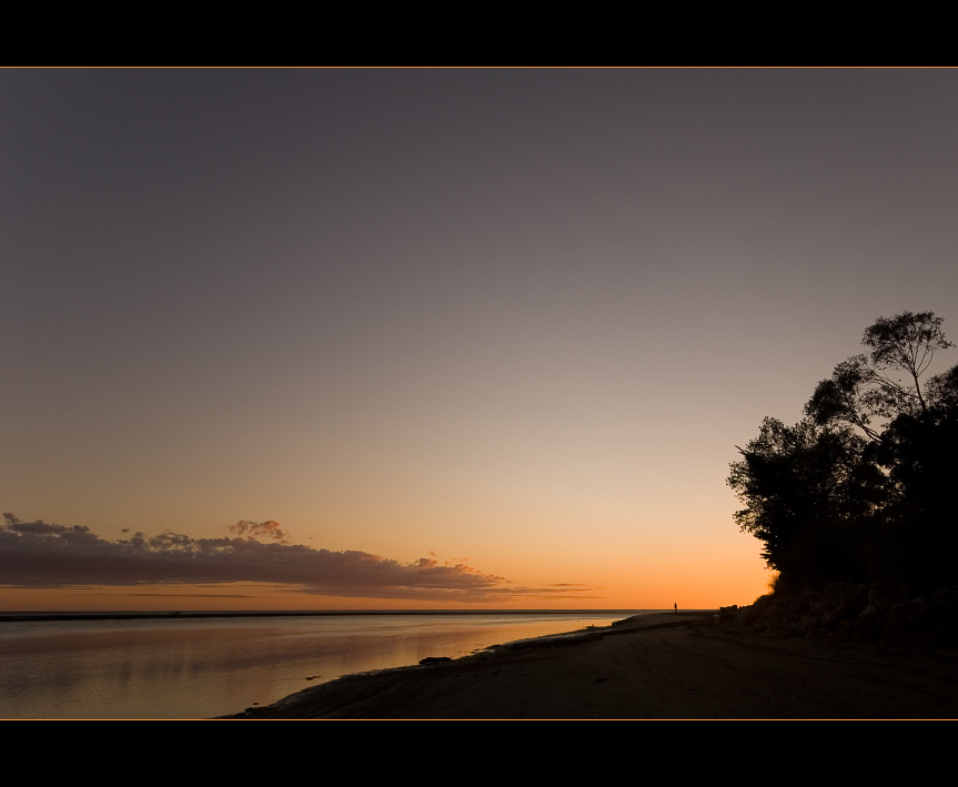 An ant on the horizon, looking over the boring sky :)