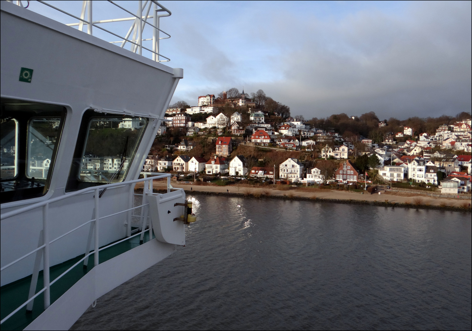 an Blankenese vorbei....