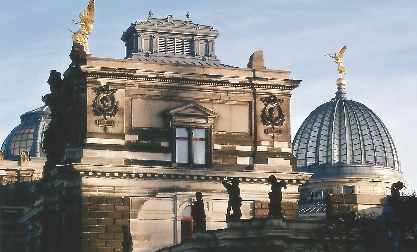 An den Brühl´schen Terrassen, Kunstakademie mit "Zitruspresse", Winter 2002