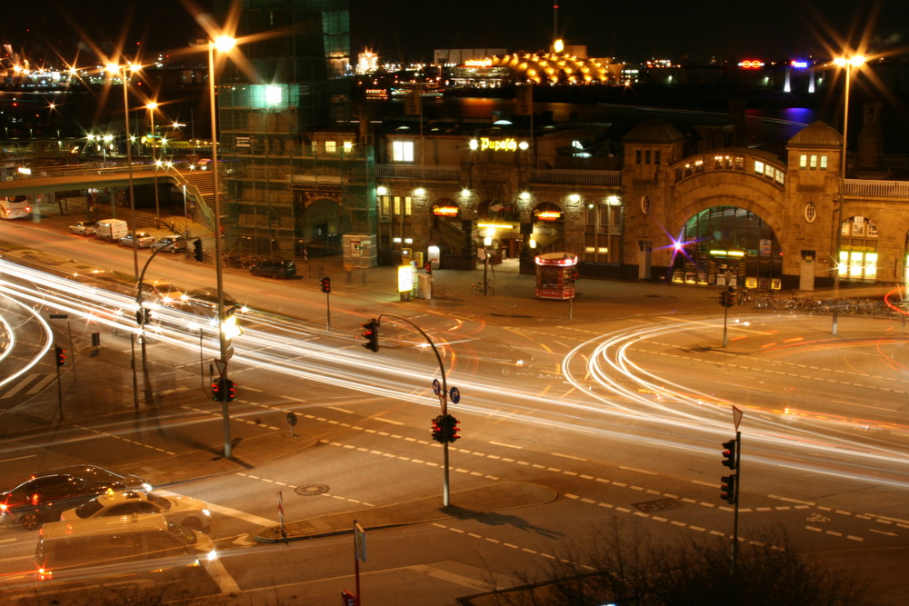 An den Landungsbrücken