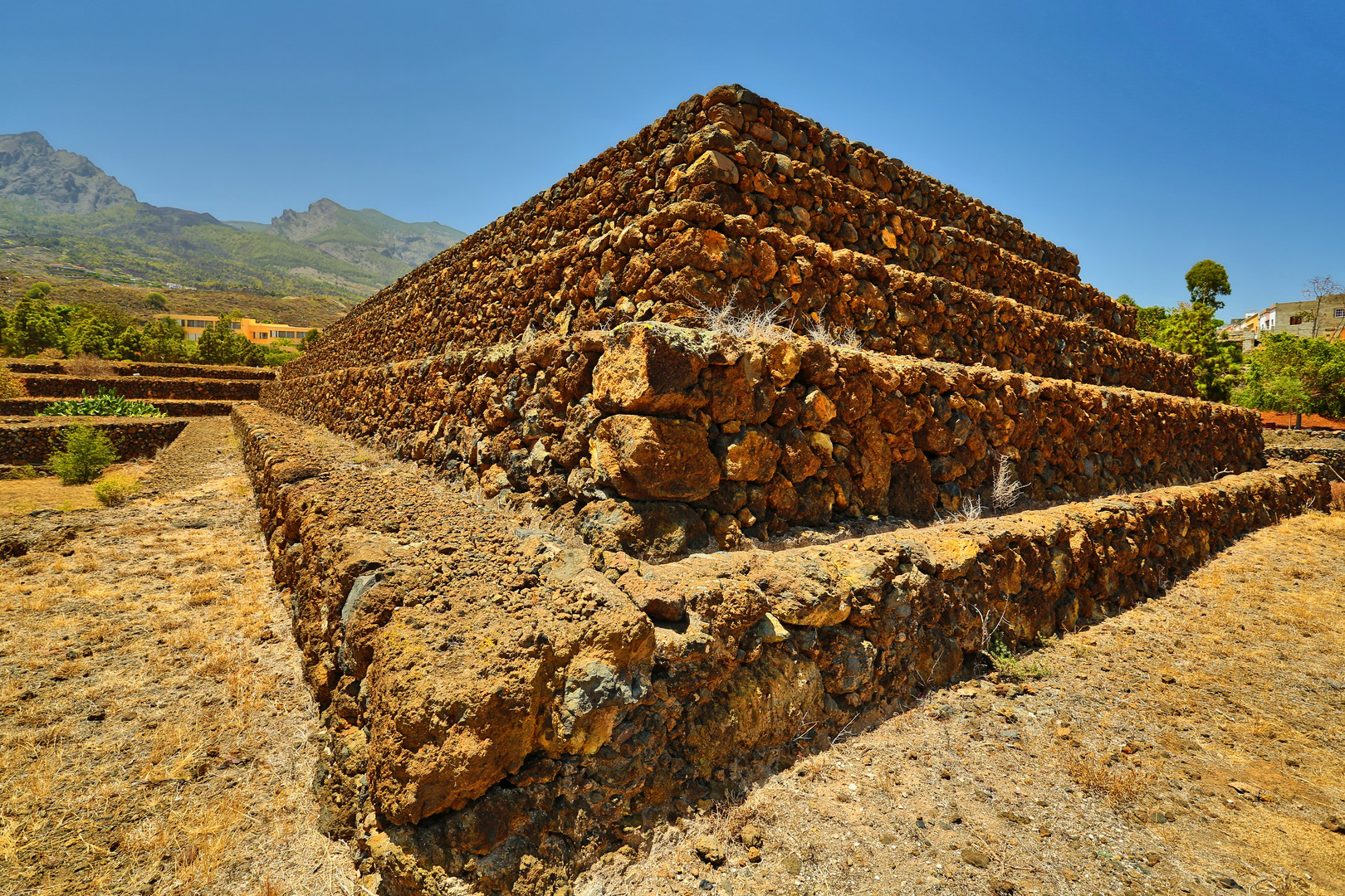 An den Pyramiden von Güímar II