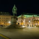 An der Albertina in Wien II