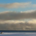An der Barentsee-Küste in der Nähe von Vadsø, Nordnorwegen, Februar 2013