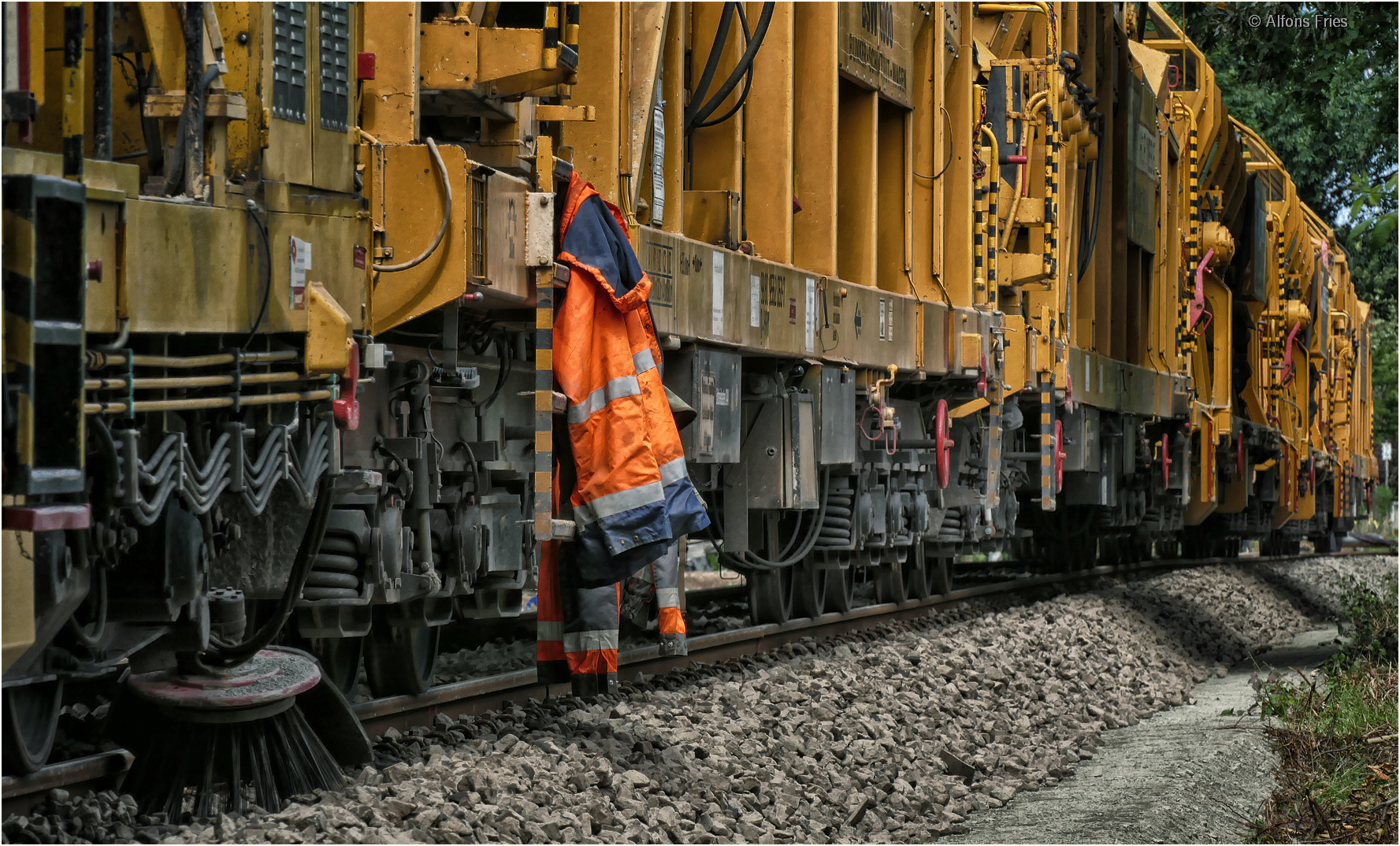 An der Bettungsreinigungsmaschine hängen gelassen