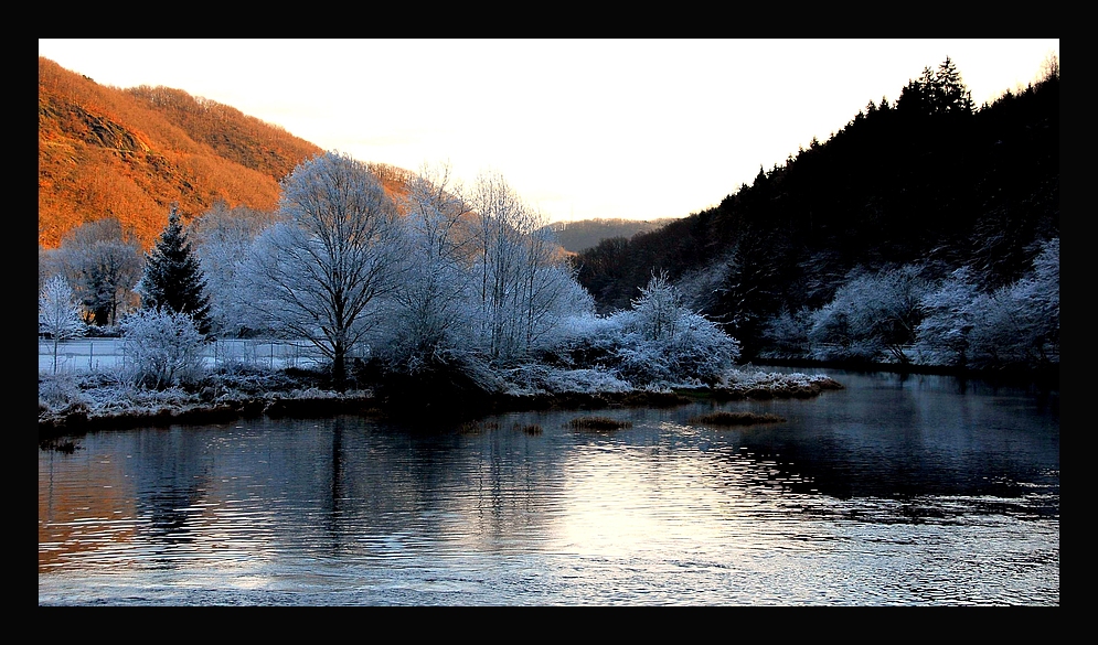 An der Biegung des Flusses !