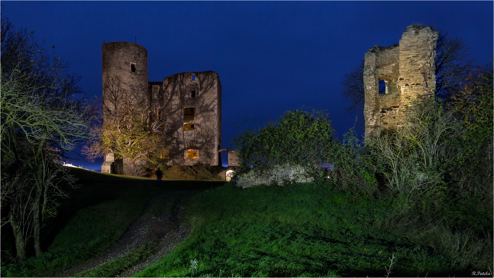 An der Burgruine Arnstein Foto & Bild privat, burg, blaue stunde