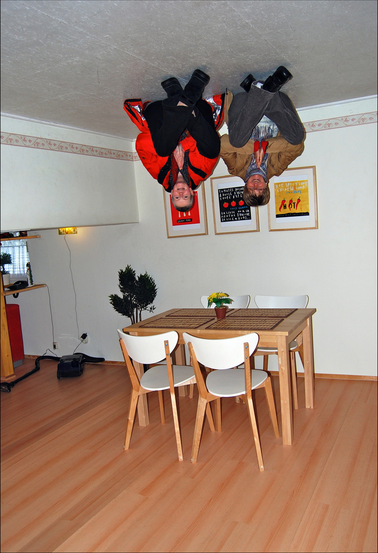 ...an der Decke hängend Foto & Bild | abstraktes, usedom, motive Bilder