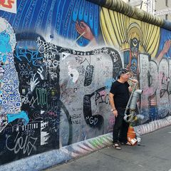 An der East Side Gallery in Berlin