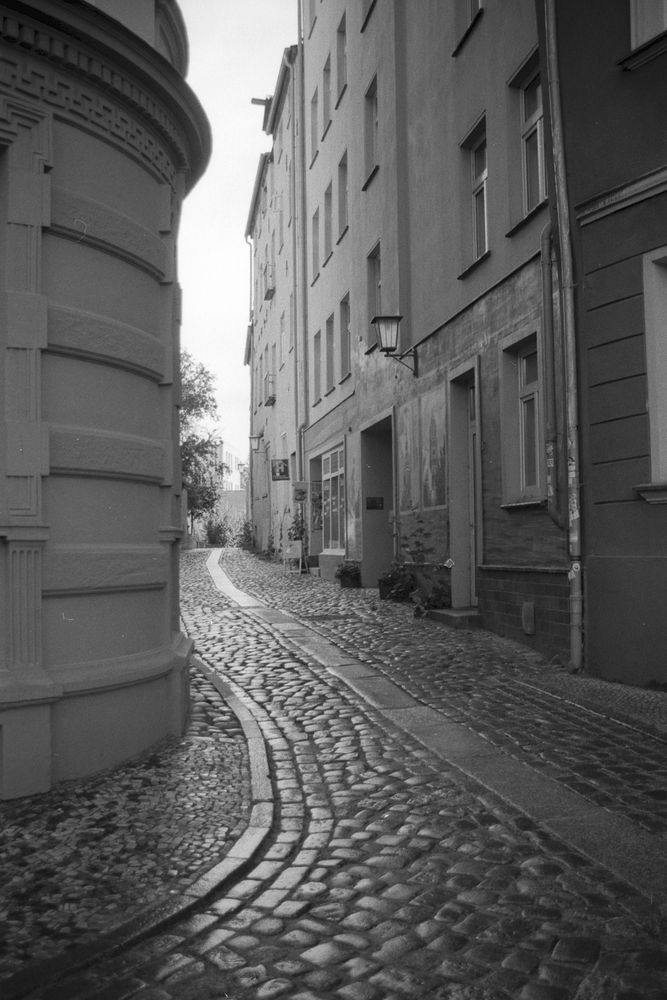 An der Ecke Foto & Bild architektur, fotokunst, monochrome fine art