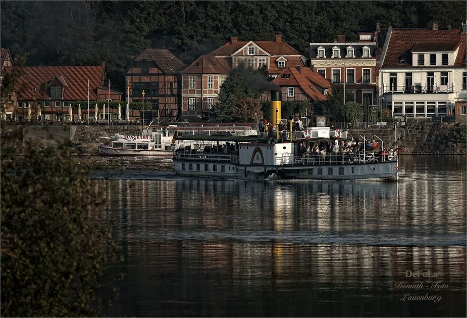 An der Elbe (())