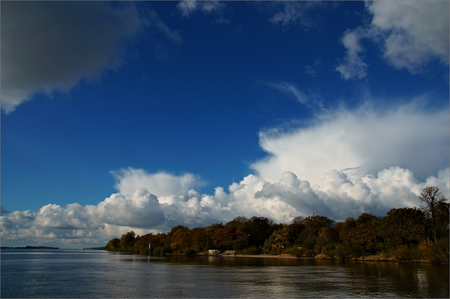 An der Elbe (2)