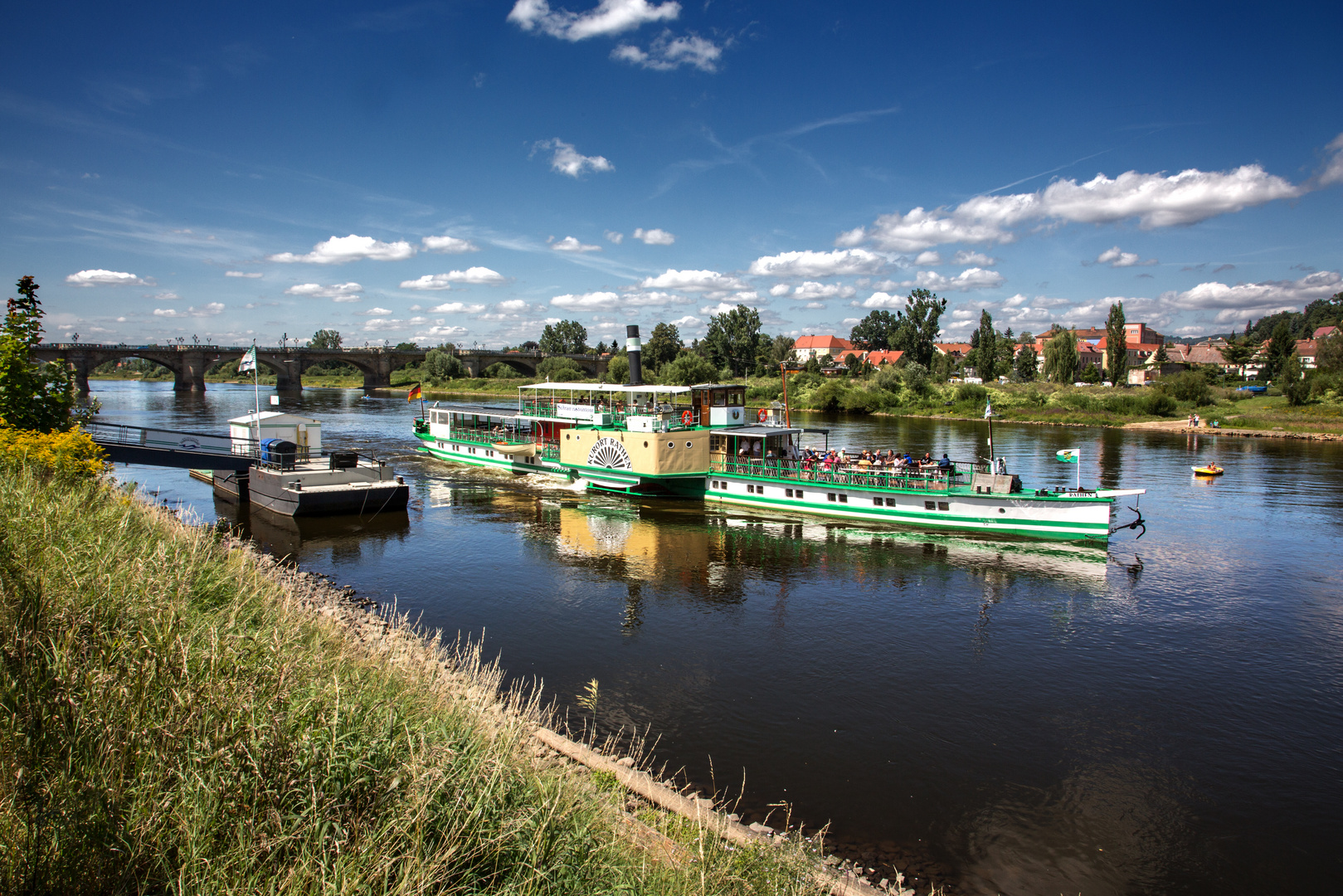 An der Elbe