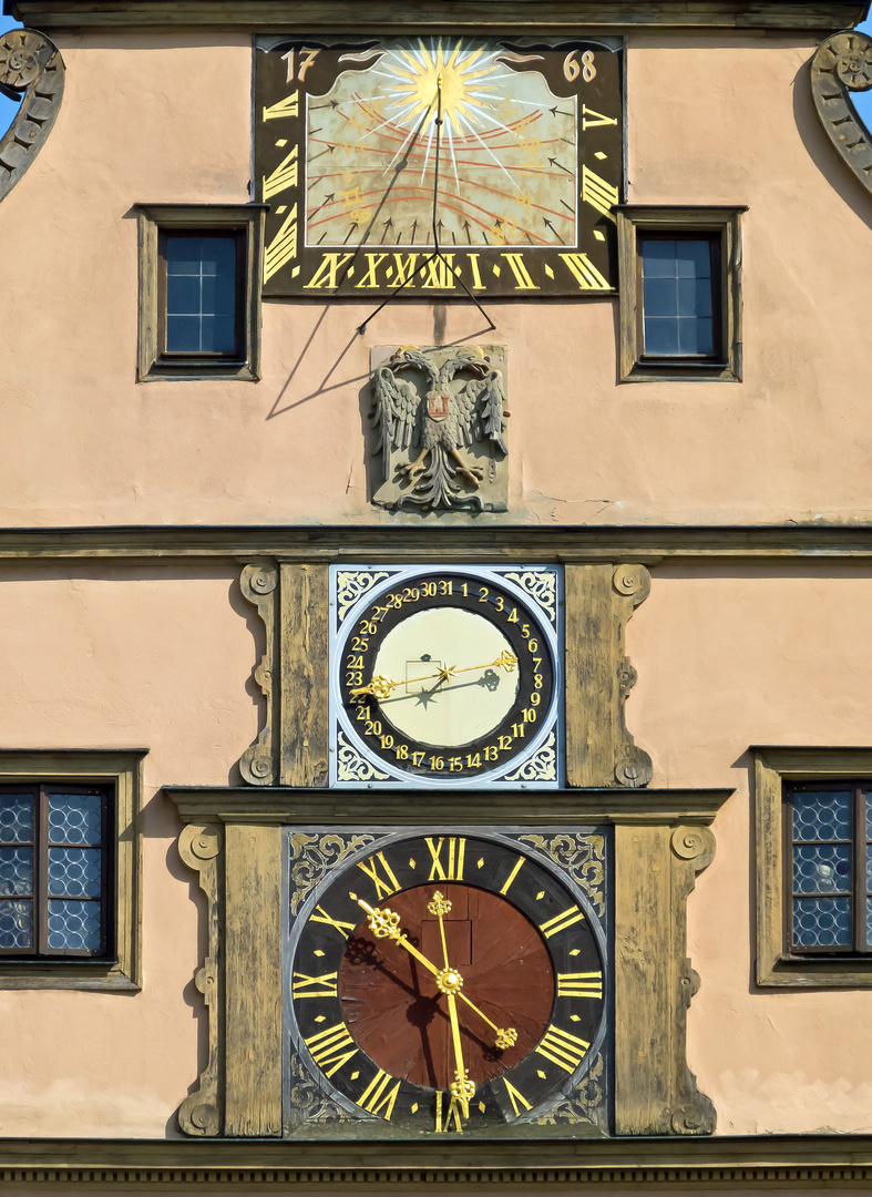 An der Fassade der Ratsherrntrinkstube, Rothenburg o.T.