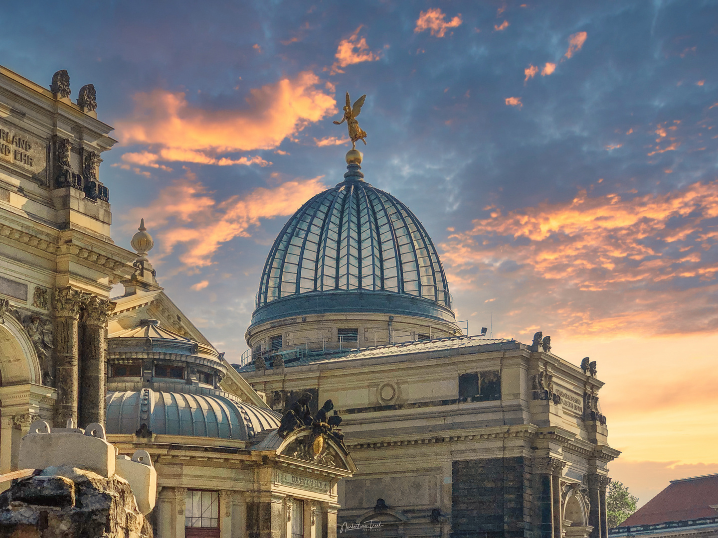 an der Frauenkirche ....