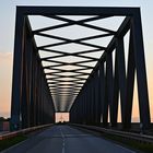 An der Grünentaler Hochbrücke über den Nord-Ostsee-Kanal.