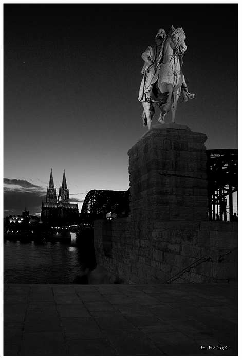 An der Hohenzollernbrücke