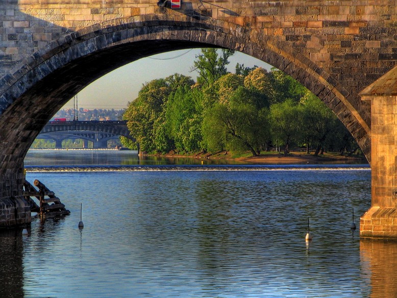 an der Karlsbrücke