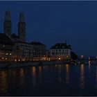 An der Limmat zur blauen Stunde