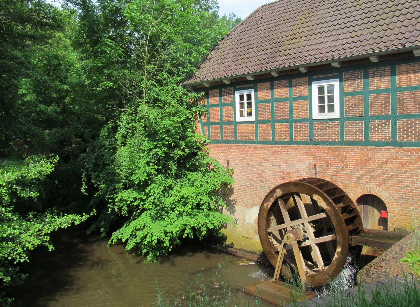 an der Meyenburger Wassermühle ....