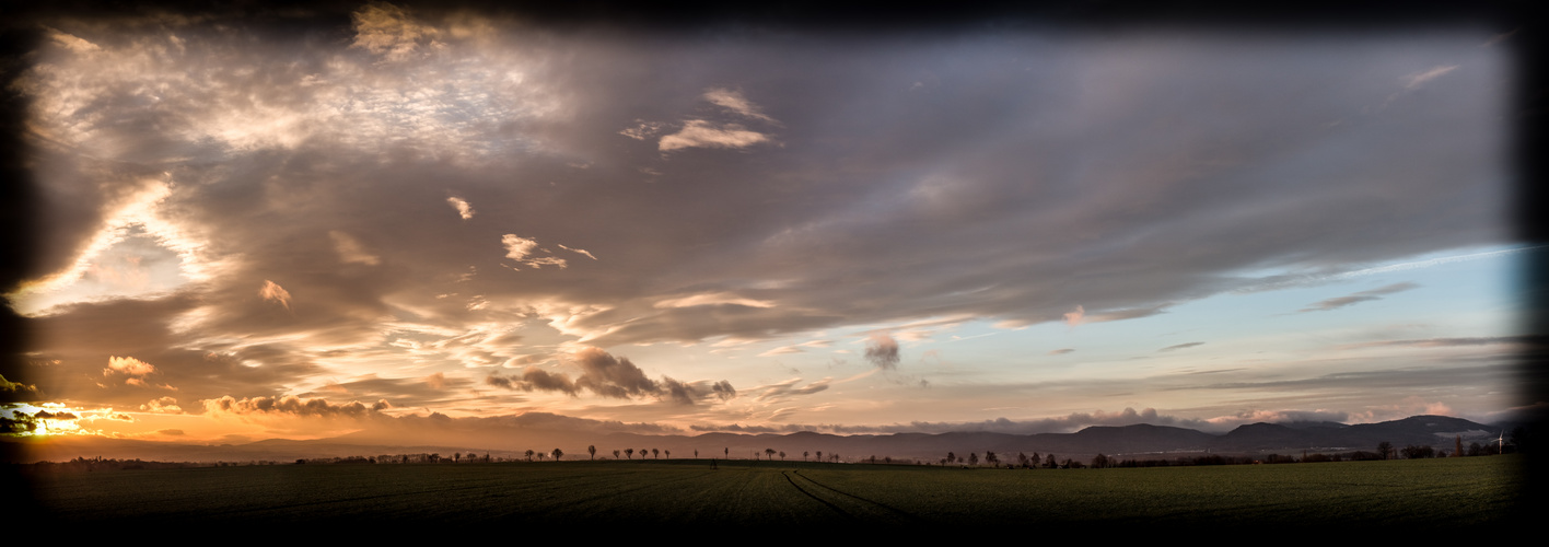 An der Ortsverbindung Mittelherwigsdorf - Oberseifersdorf | Blick zum Zittauer Gebirge