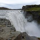 an der Ostseite vom 'Dettifoss' (© Buelipix)