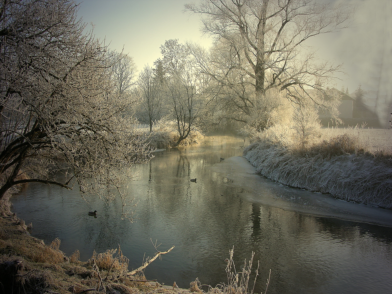 An der Paar,die Sonne geht bald unter