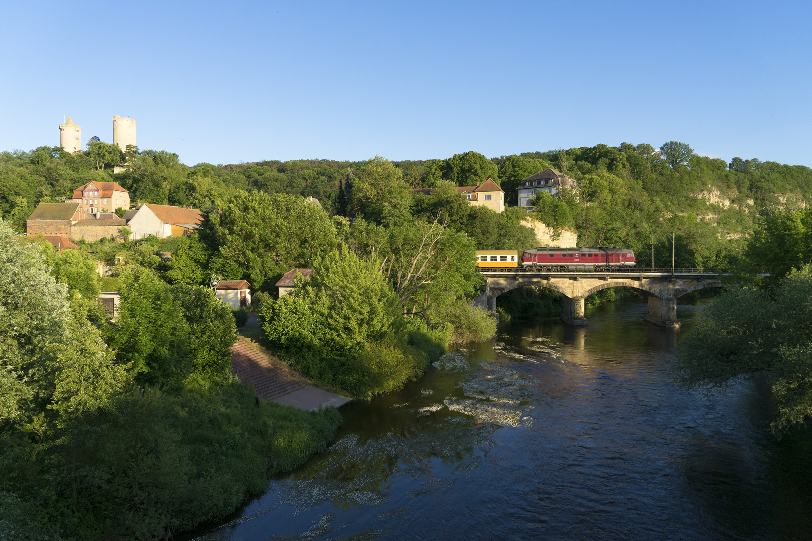 An der Saale hellem Strande...